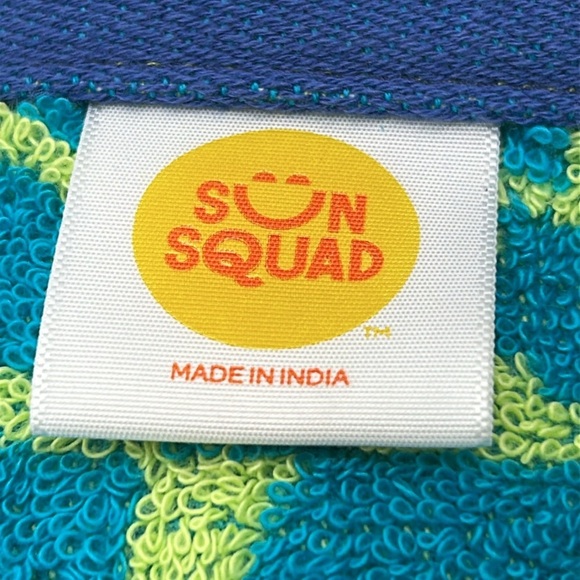 2379- Sun Squad Blue and Green Beach Towel 6 FT Long NWT - Picture 7 of 9